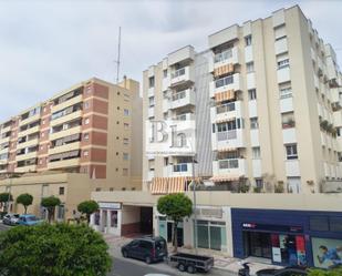 Vista exterior de Pis en venda en Torremolinos amb Aire condicionat i Terrassa