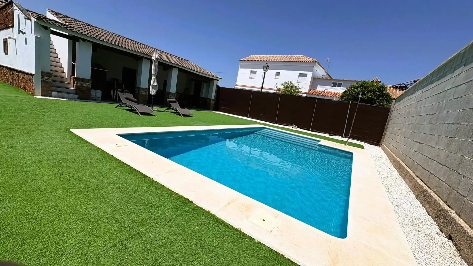 Piscina de Casa o xalet en venda en Arcos de la Frontera amb Jardí privat i Piscina