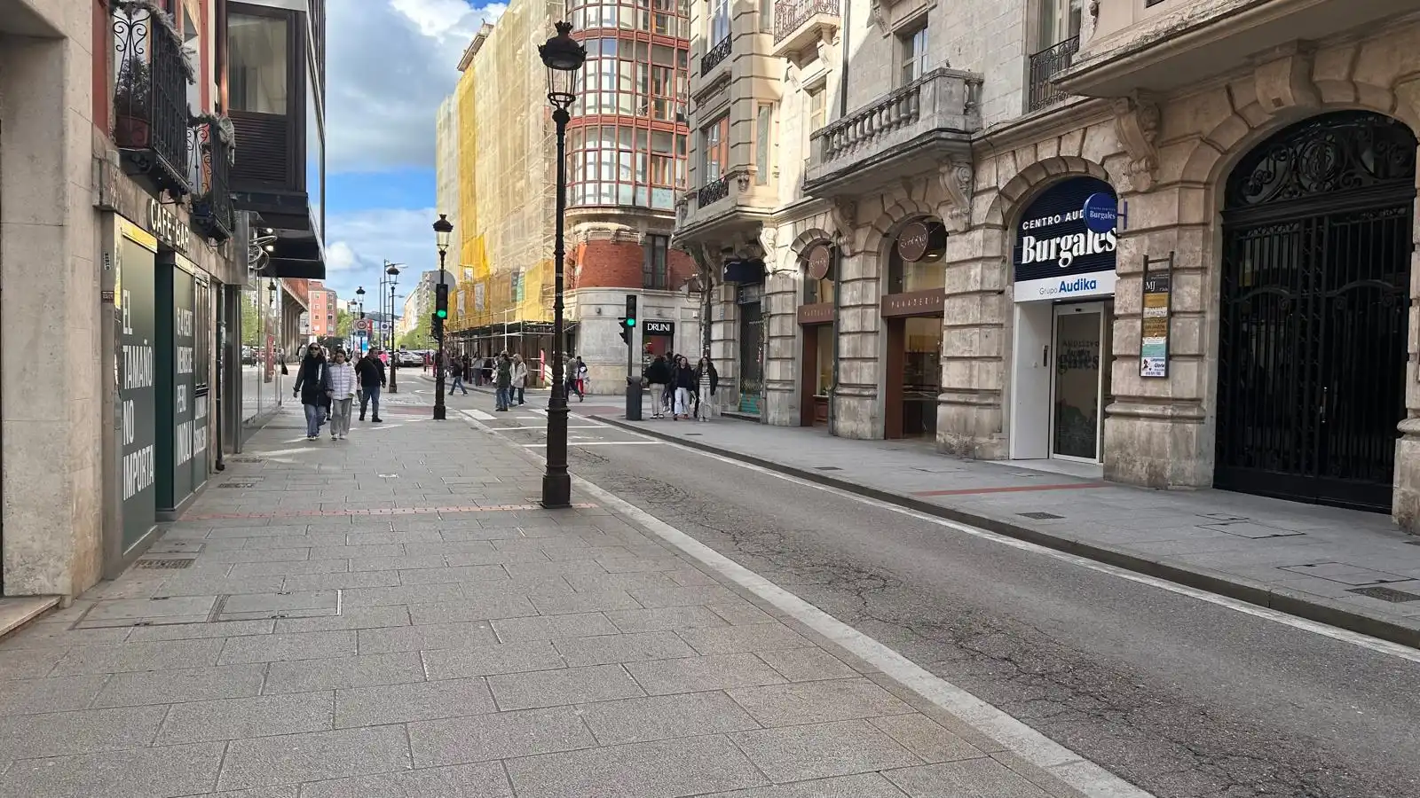 Local de alquiler en Calle de Santander, 6, Villa Pilar