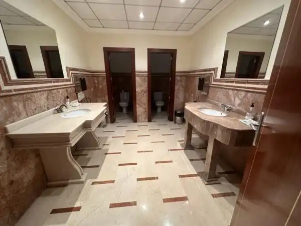 Bathroom of Office for sale in Monforte del Cid  with Air Conditioner and Storage room