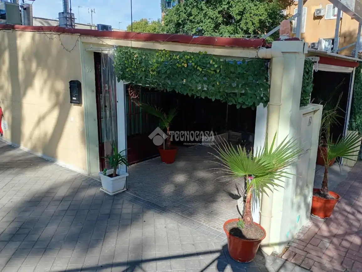 Local comercial en venda a Latina