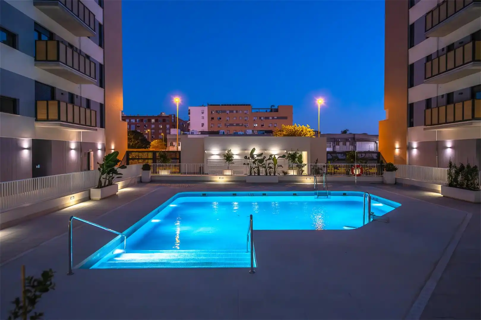 Local en venta en Calle Amperio, 1, Sta. Aurelia - Cantábrico - Atlàntico - La Romería