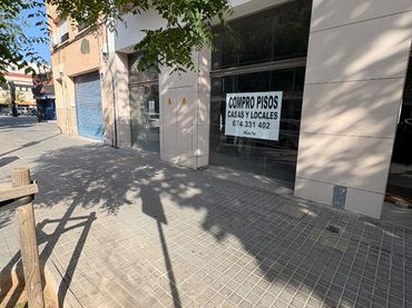 Locale commerciale in vendita a Passeig del Comerç 10