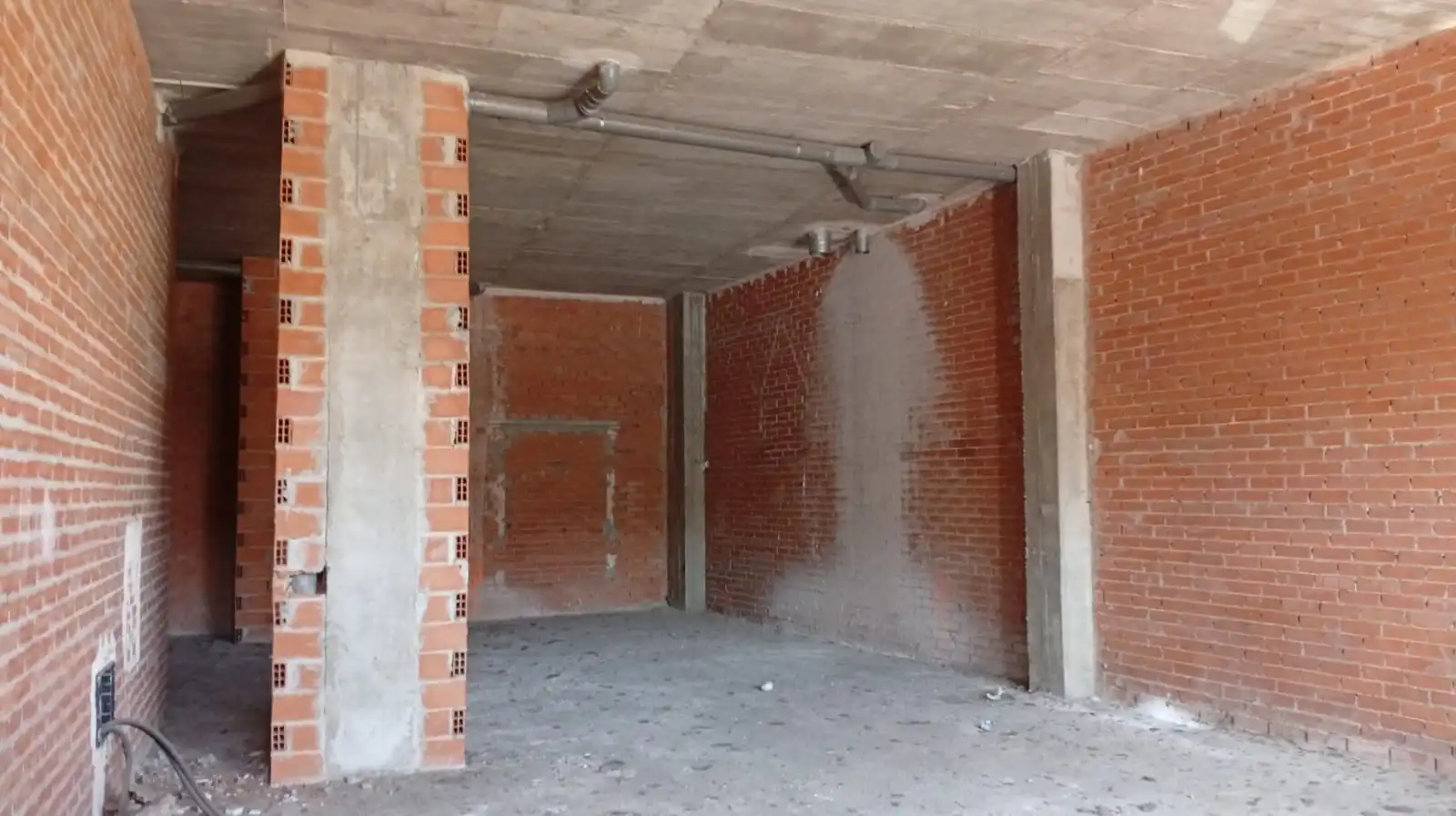 Local comercial en venda a Calle Carretera de Loeches