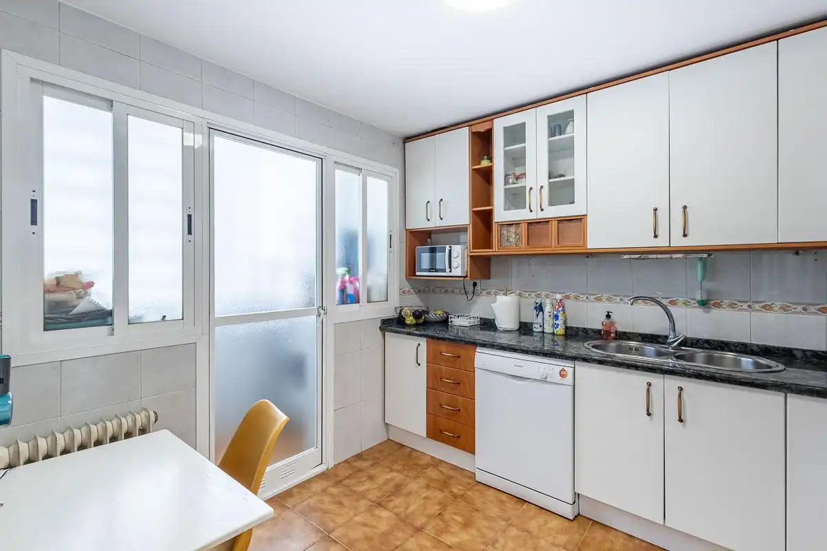 Kitchen of Duplexes for sale in Granada  with Air Conditioner and Terrace