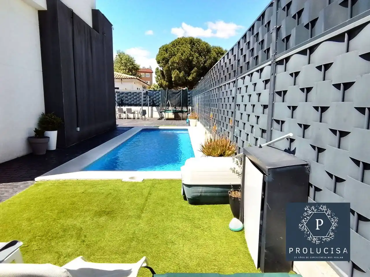 Piscina de Casa adosada en venta en Moraleja de Enmedio con Aire acondicionado, Calefacción y Terraza