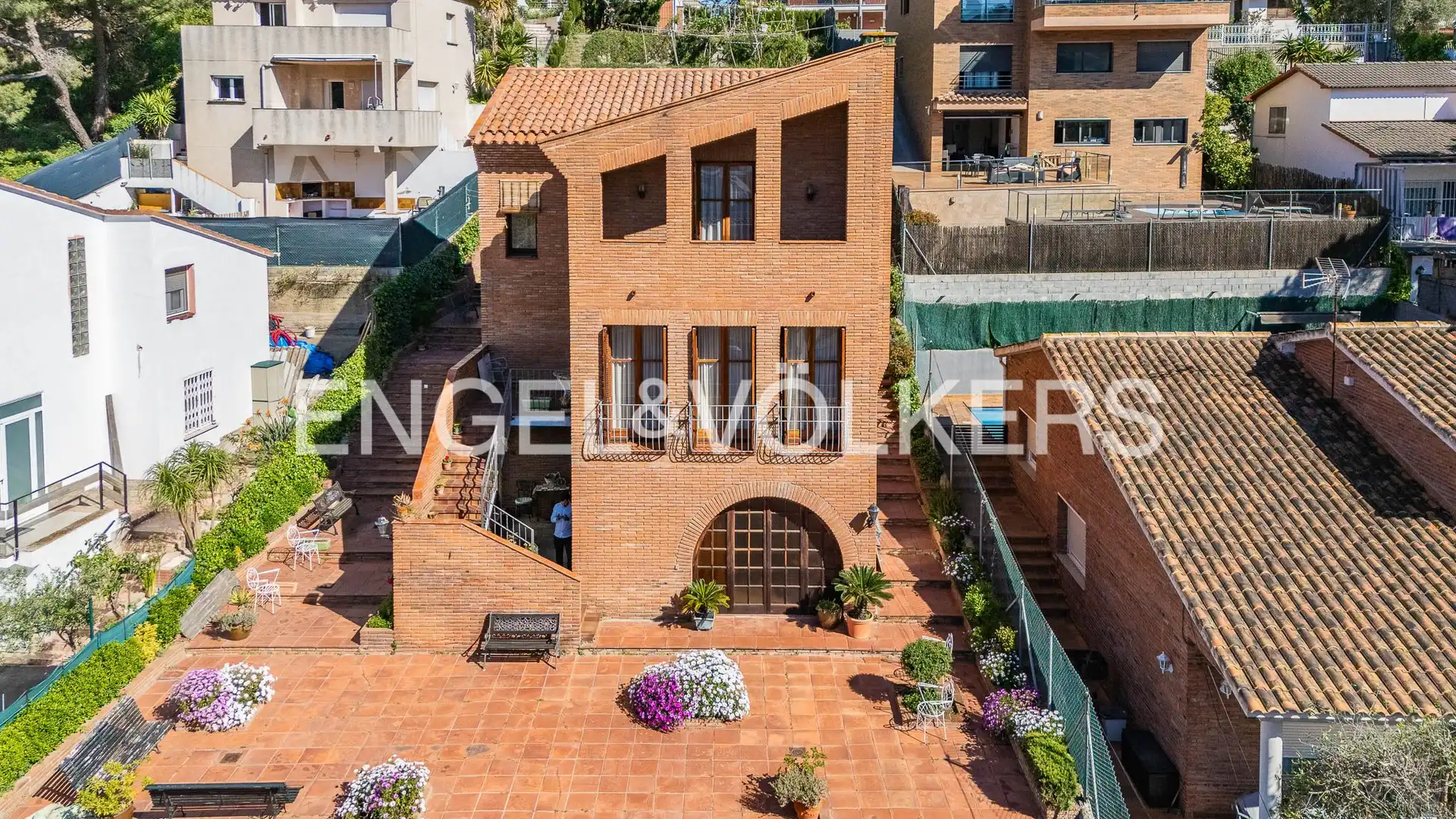 Casa con jardín en venta en Sant Fost de Campsentelles, imagen 2