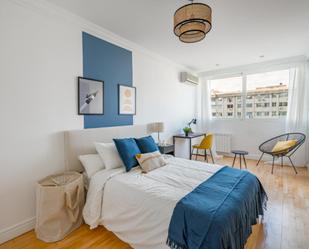 Dormitori de Apartament per a compartir en  Madrid Capital amb Forn, Rentadora i Microones