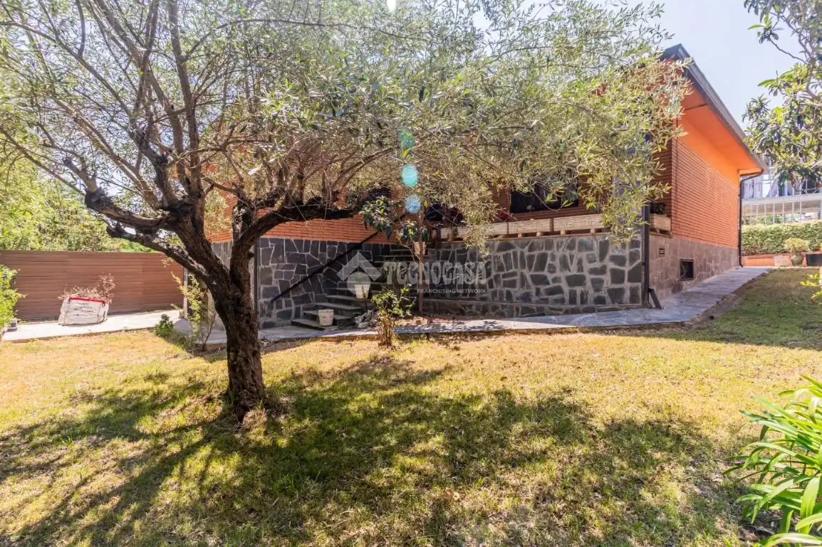 Jardí de Casa o xalet de lloguer en Sant Cugat del Vallès amb Aire condicionat, Calefacció i Terrassa