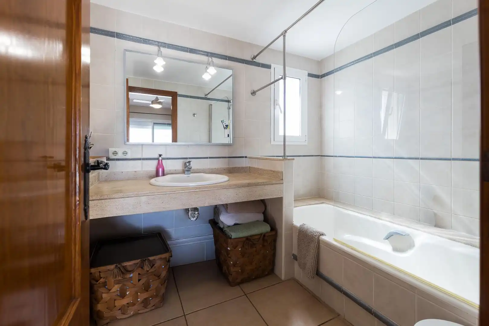 Casa amb terrassa en venda a Badia Blava - Badia Gran - Tolleric, imagen 35