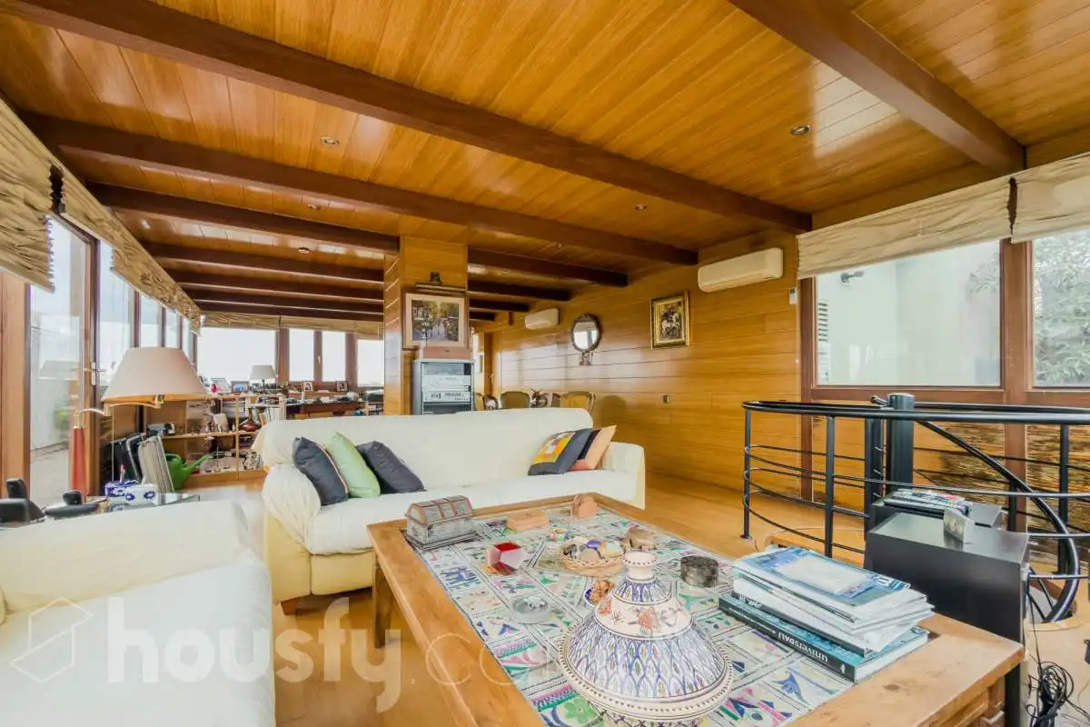 Sala de estar de Piso en venta en Barcelona con Aire acondicionado, Calefacción y Jardín privado