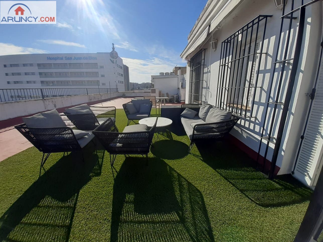 Terrace of Attic to rent in  Sevilla Capital  with Air Conditioner and Terrace