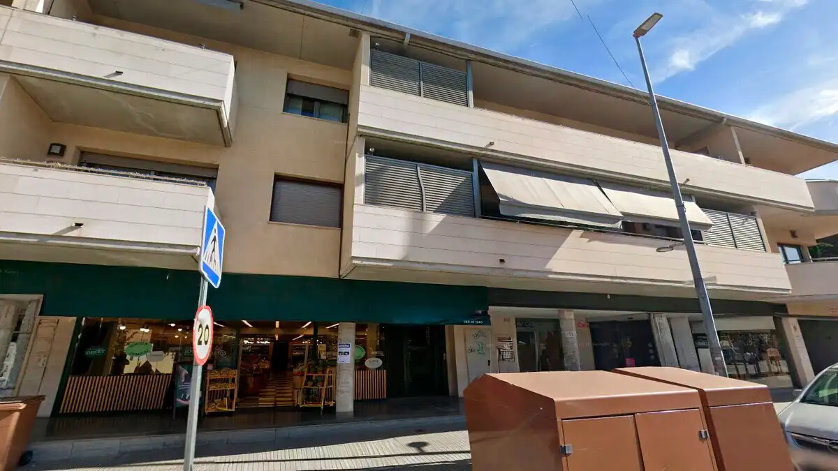 Local comercial en venda a DE CATALUNYA 200, imagen 2