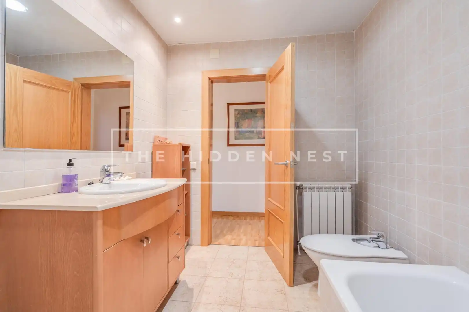 Bany de Casa o xalet en venda en Castellar del Vallès amb Calefacció, Parquet i Terrassa