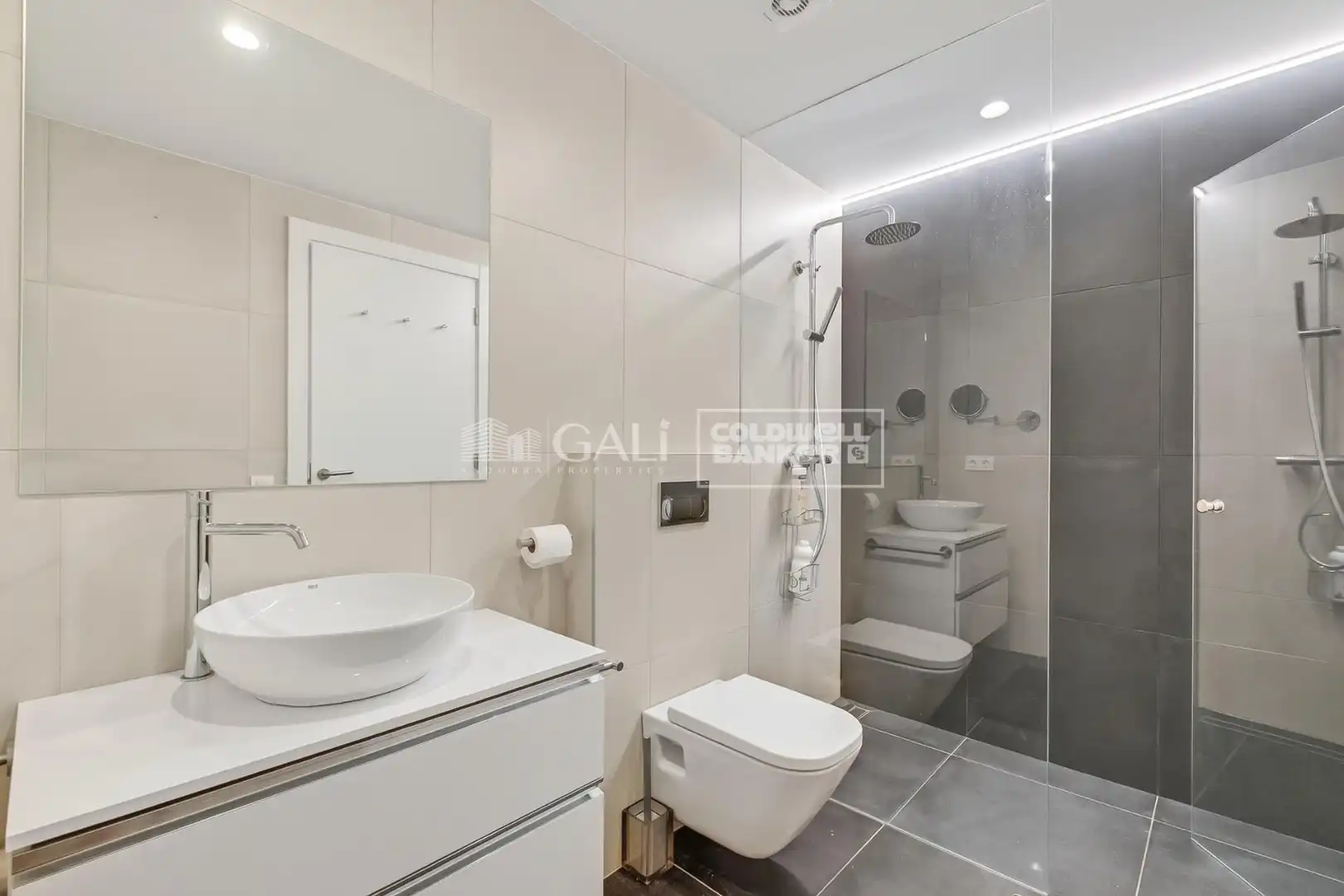 Flat with terrace to rent in Carrer de la Grau 5-7, imagen 18