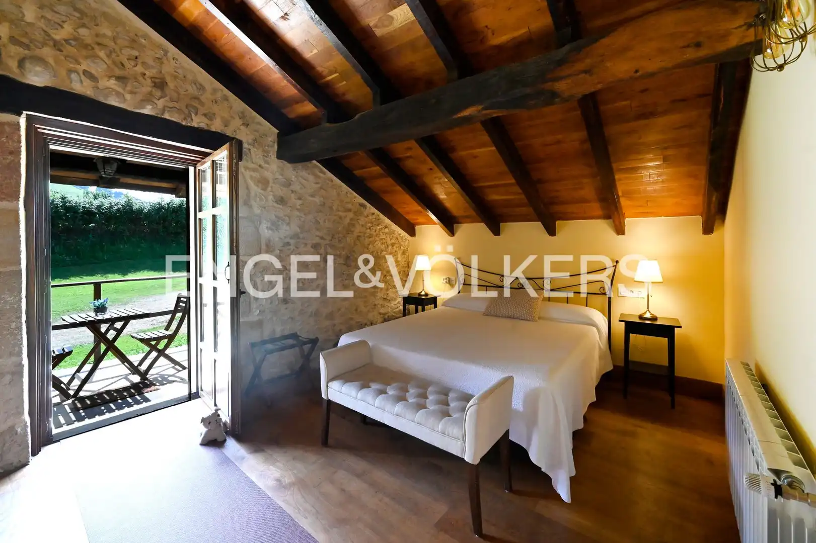 Habitación de Casa o chalet en venta en Miengo con Calefacción y Jardín privado