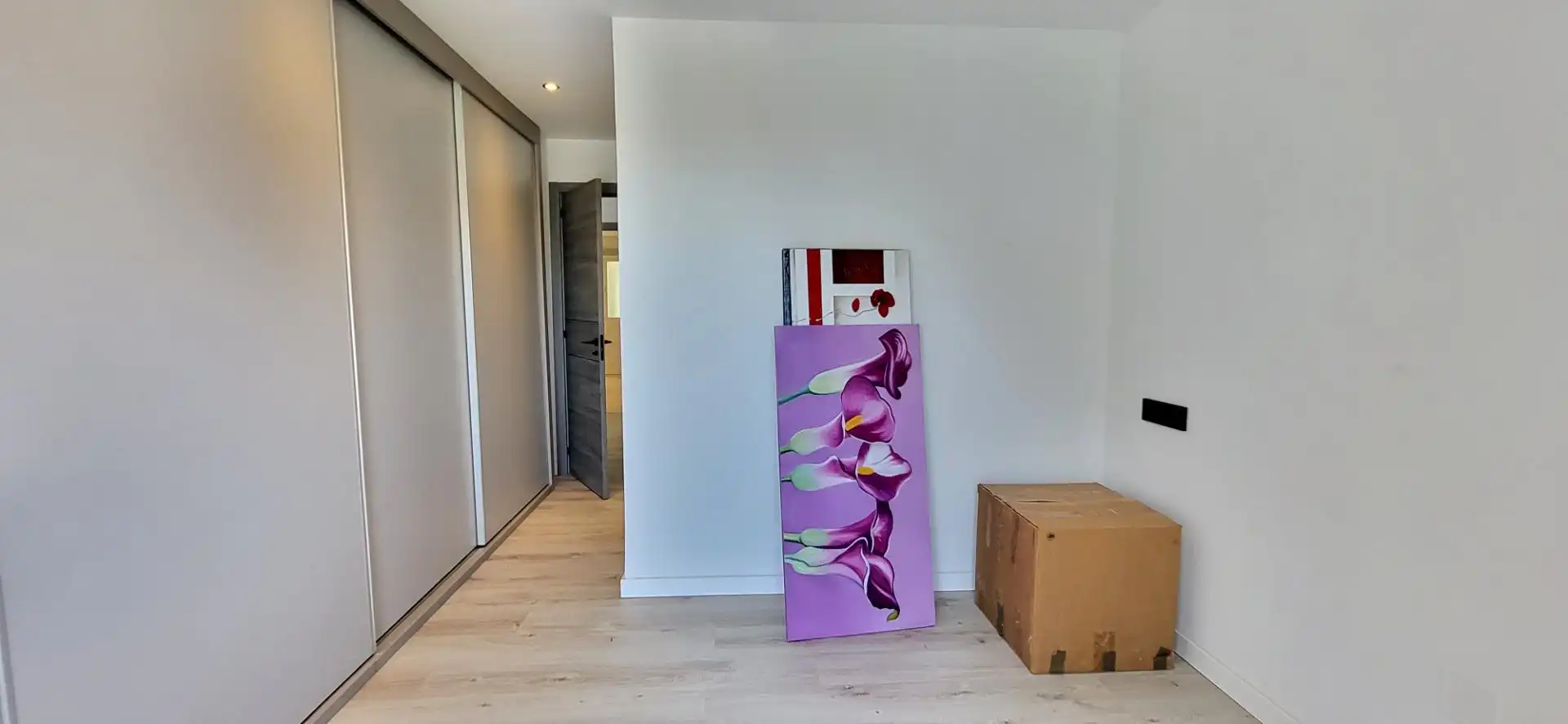 Schlafzimmer von Wohnungen zum Verkauf in Marbella mit Privatgarten und Gemeinschaftspool