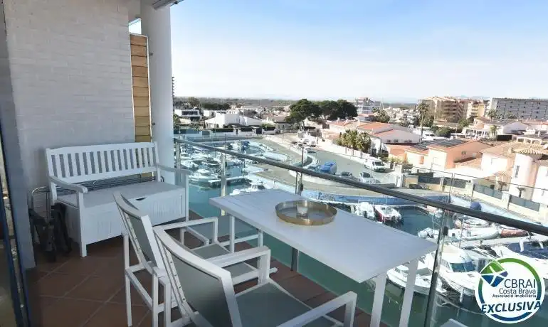 Terrassa de Apartament en venda en Roses amb Aire condicionat, Terrassa i Moblat