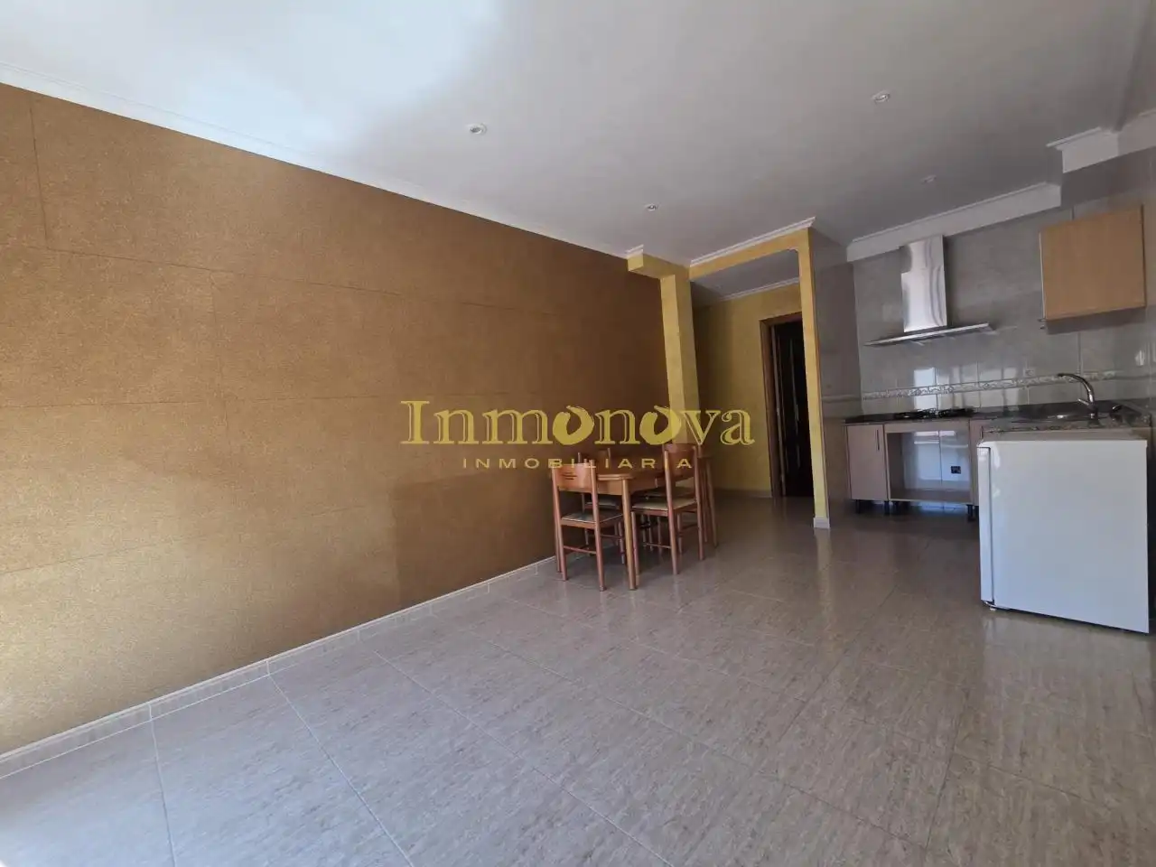 Sala de estar de Piso en venta en Salceda de Caselas con Calefacción, Trastero y Amueblado