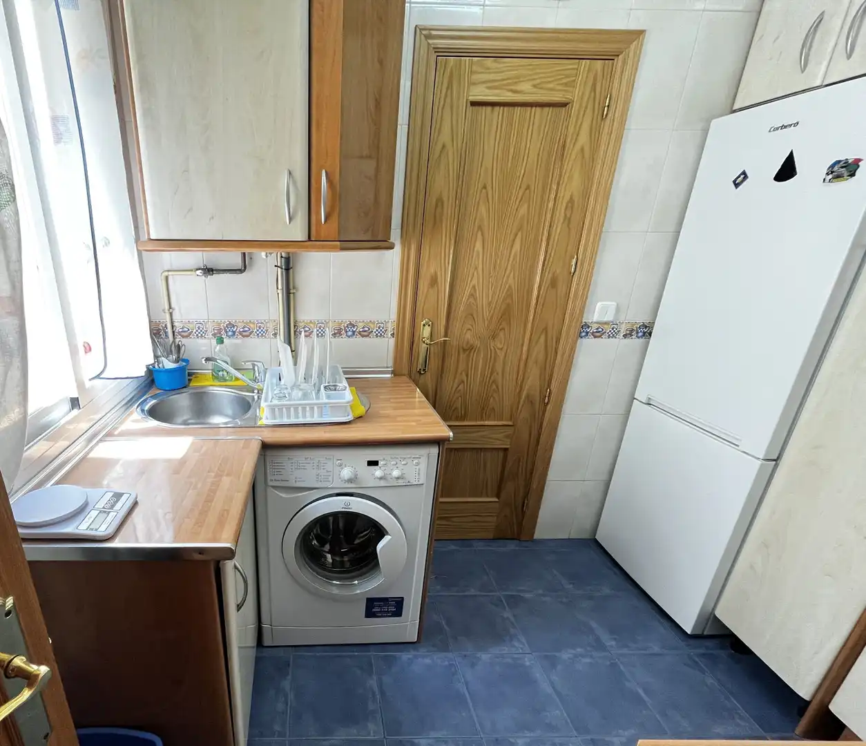 Kitchen of Flat for sale in Madrid  with Air Conditioner, Heating and Parquet flooring