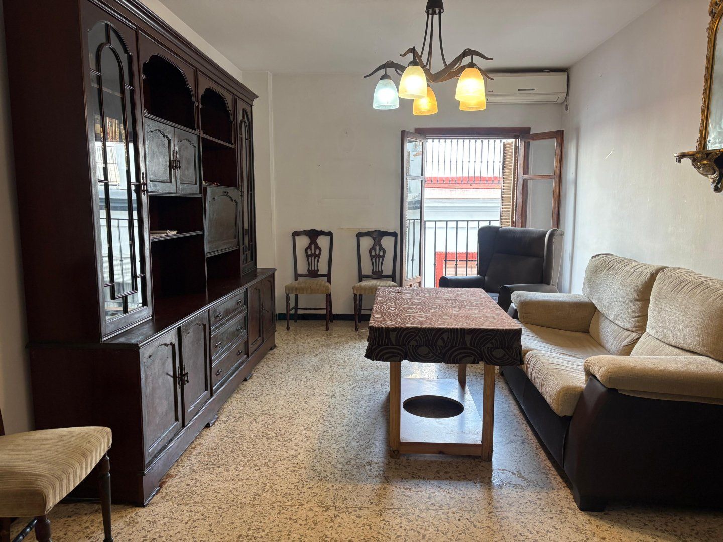 Sala de estar de Piso en venta en  Sevilla Capital con Aire acondicionado y Calefacción