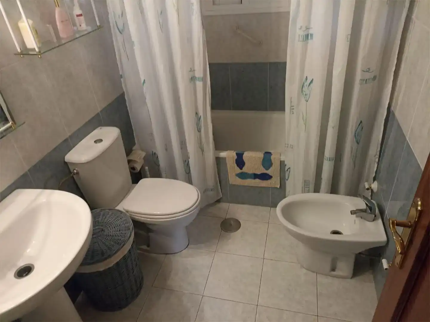 Bany de Pis en venda en Chipiona amb Aire condicionat, Piscina i Balcó