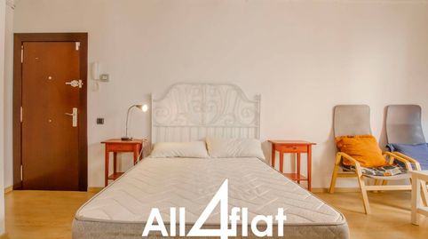 Photo 3 of Flat for rent in Calle Picalquers, El Raval, Barcelona Capital