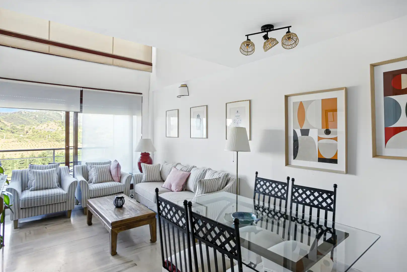 Sala d'estar de Àtic en venda en Benahavís amb Aire condicionat, Terrassa i Piscina