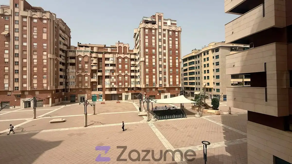 Außenansicht von Wohnung zur Miete in Murcia mit Klimaanlage, Heizung und Terrasse