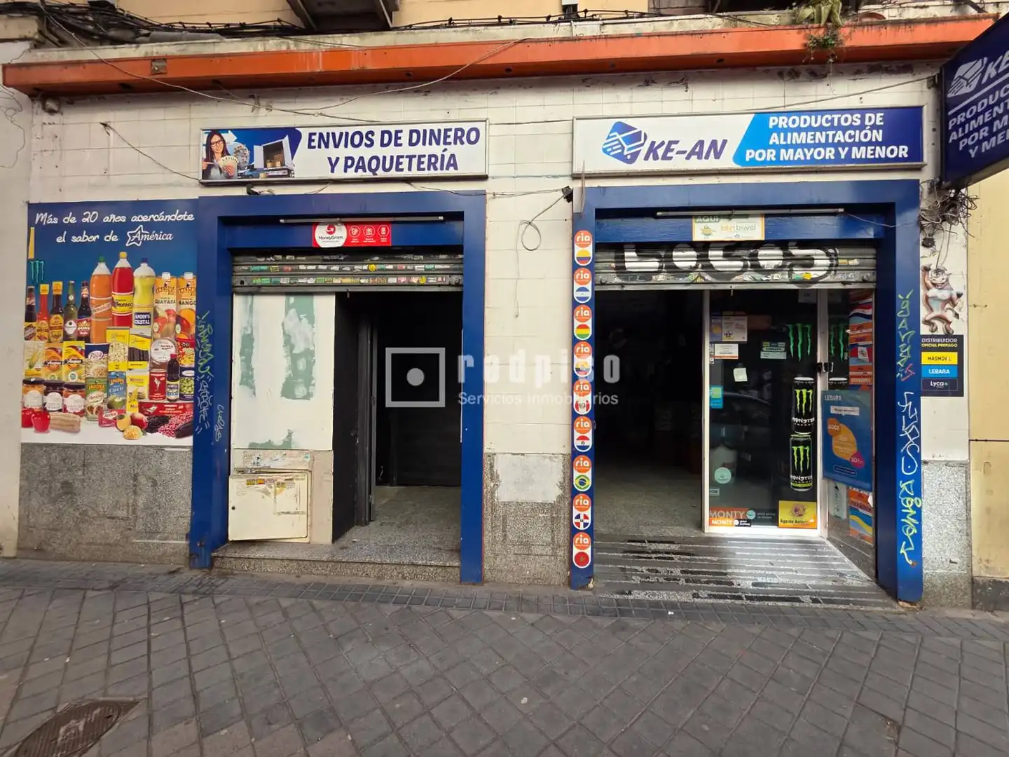 Vista exterior de Local en venta en Madrid