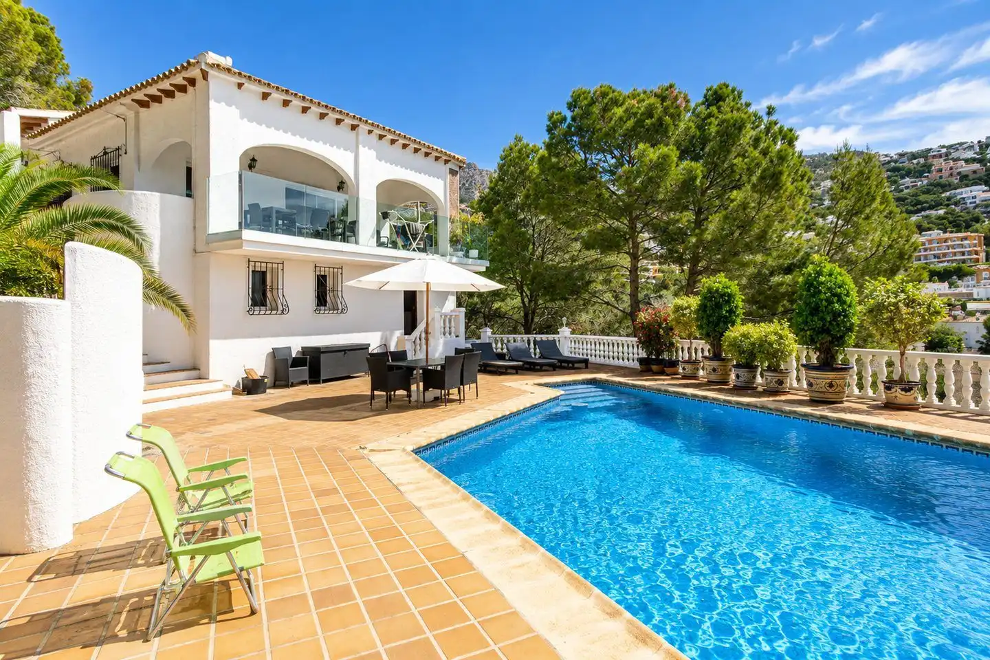 Vista exterior de Casa o xalet de lloguer en Altea amb Aire condicionat, Calefacció i Jardí privat