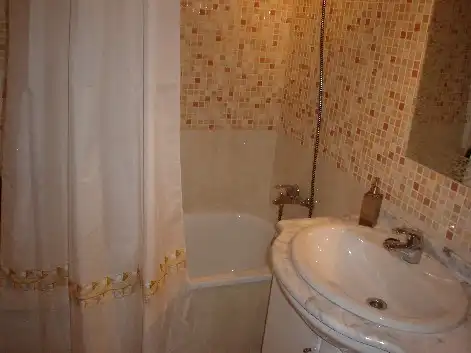 Baño de Apartamento de alquiler en Xeraco con Amueblado
