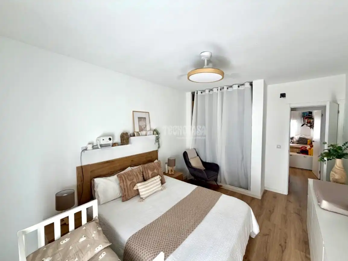 Habitación de Casa adosada en venta en Arganda del Rey con Calefacción y Terraza