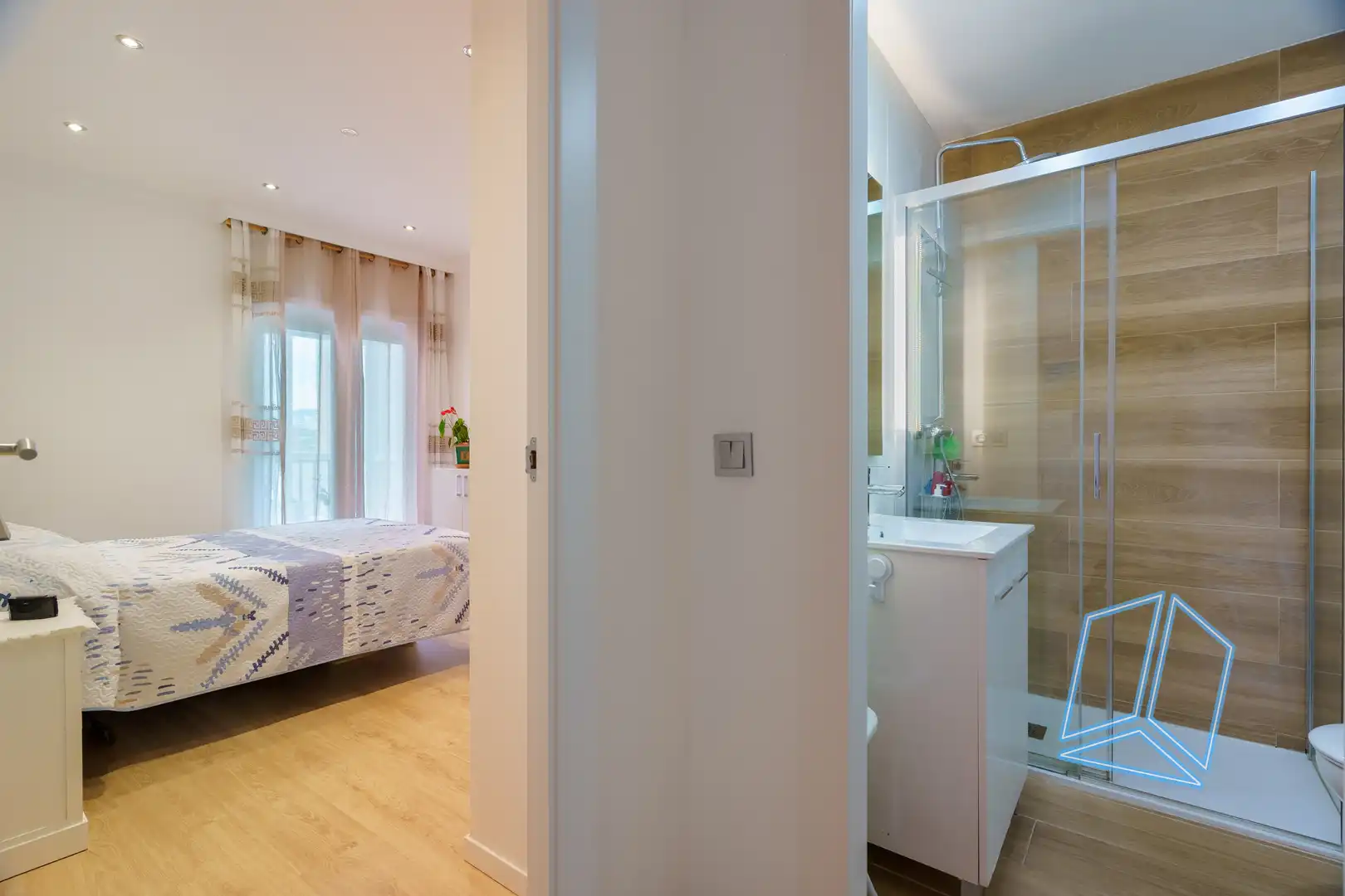 Habitación de Piso en venta en L'Hospitalet de Llobregat con Balcón