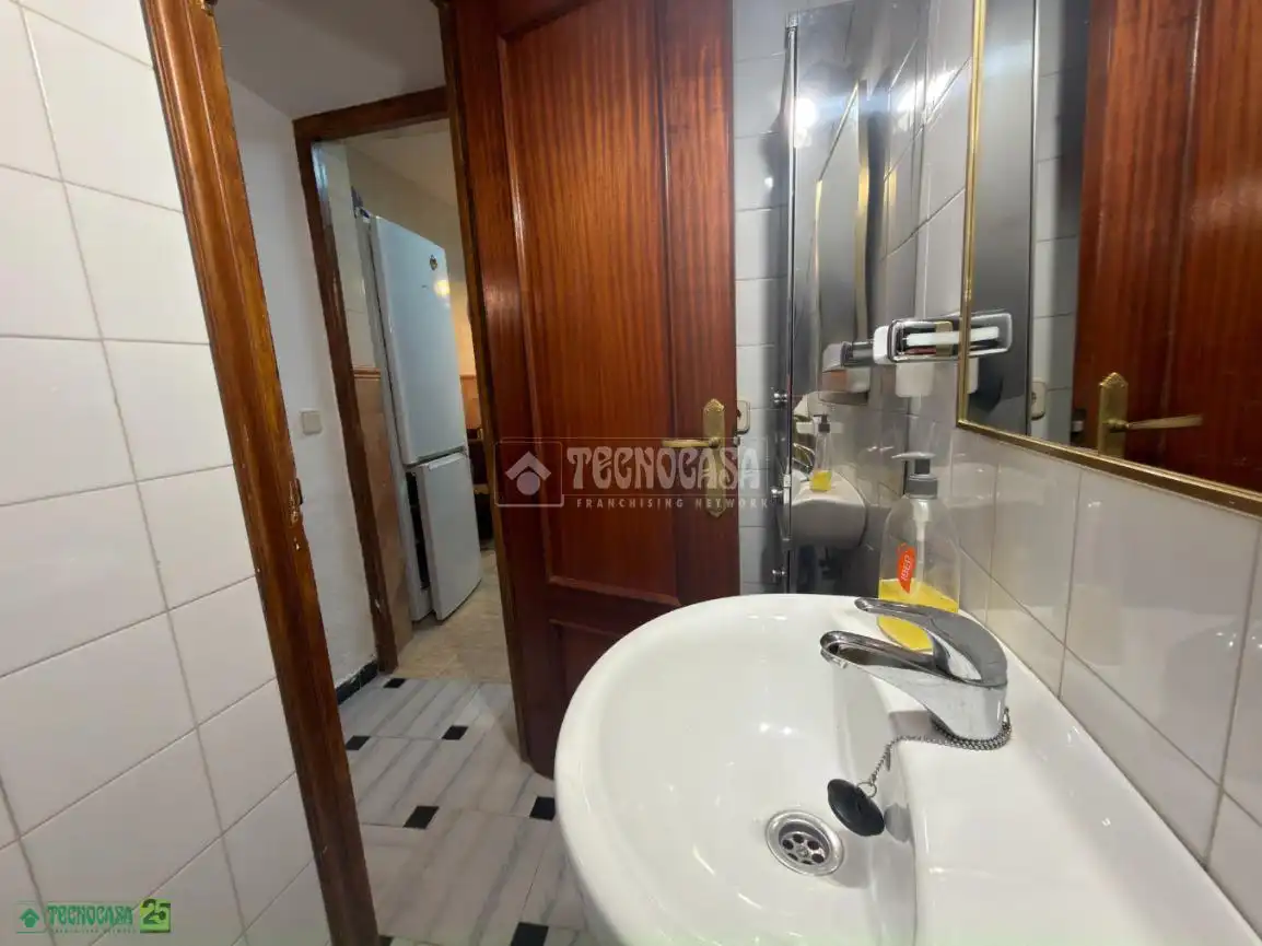 Baño de Casa adosada en venta en Huerta de Valdecarábanos con Calefacción y Terraza