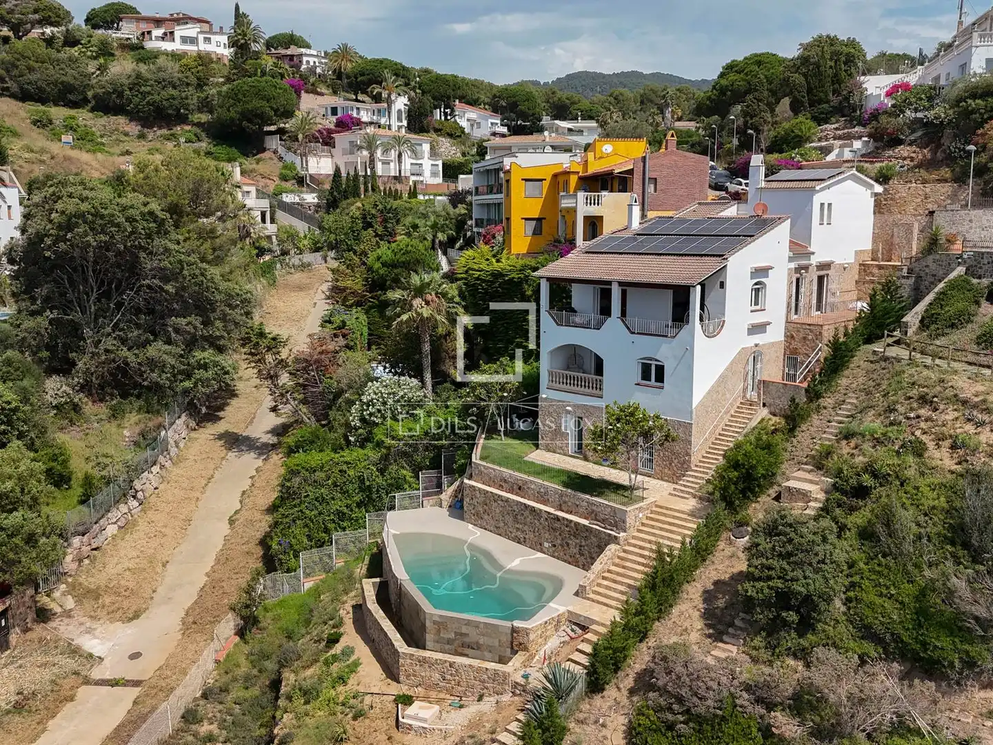 Vista exterior de Casa o xalet en venda en Lloret de Mar amb Aire condicionat, Jardí privat i Traster