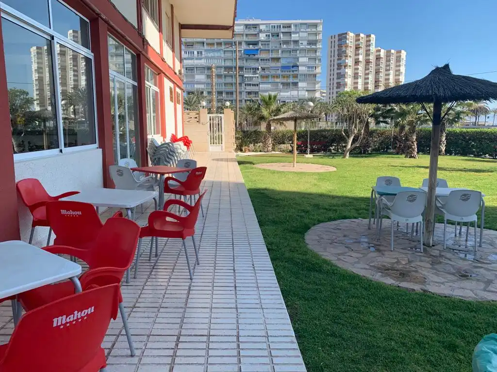 Terrassa de Apartament en venda en Alicante / Alacant amb Moblat, Forn i Rentadora