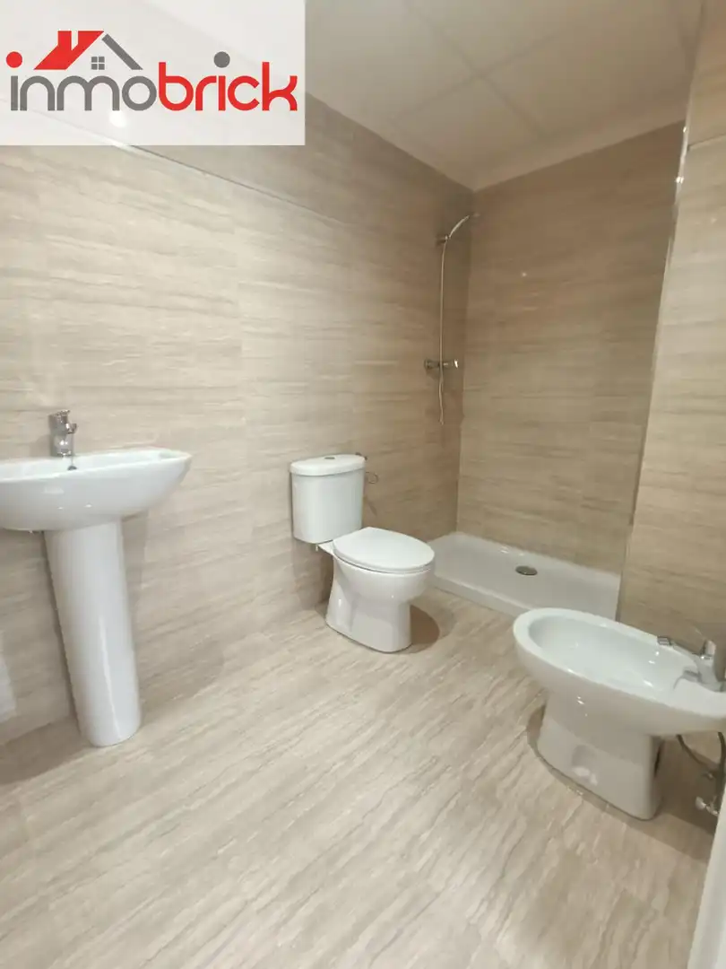 Bathroom of Flat for sale in Rute  with Storage room