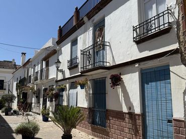 Casa amb balcó en venda a Azucena 9