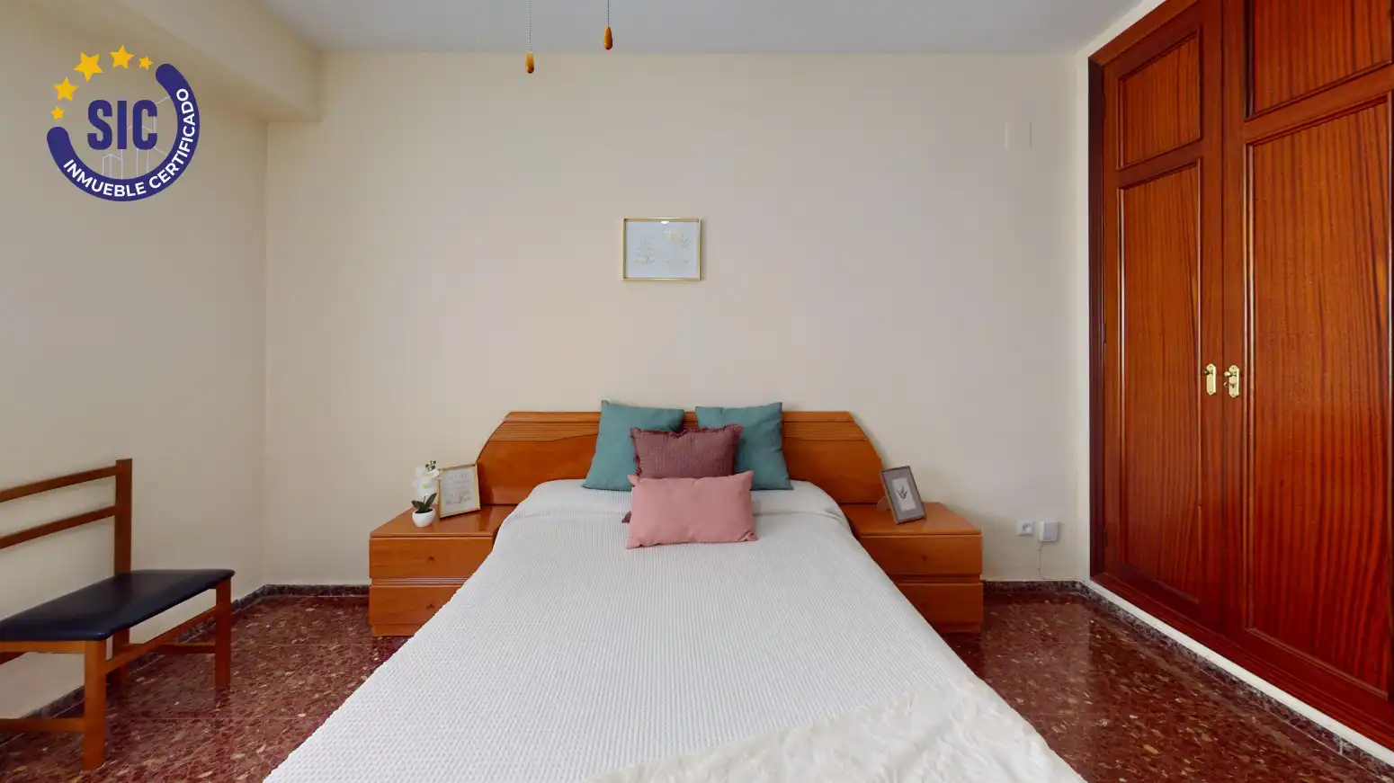 Habitación de Piso en venta en Valencia con Calefacción y Amueblado