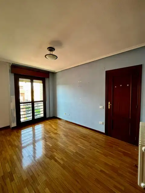 Bedroom of Flat for sale in  Logroño  with Heating, Storage room and Community pool