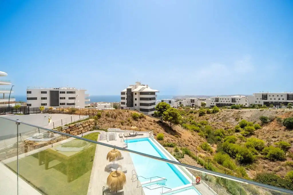 Apartment with pool for sale in El Higuerón, imagen 2