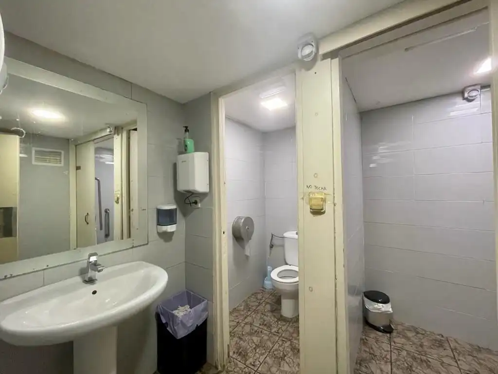 Business premises for transfer in Joan Prim, imagen 17