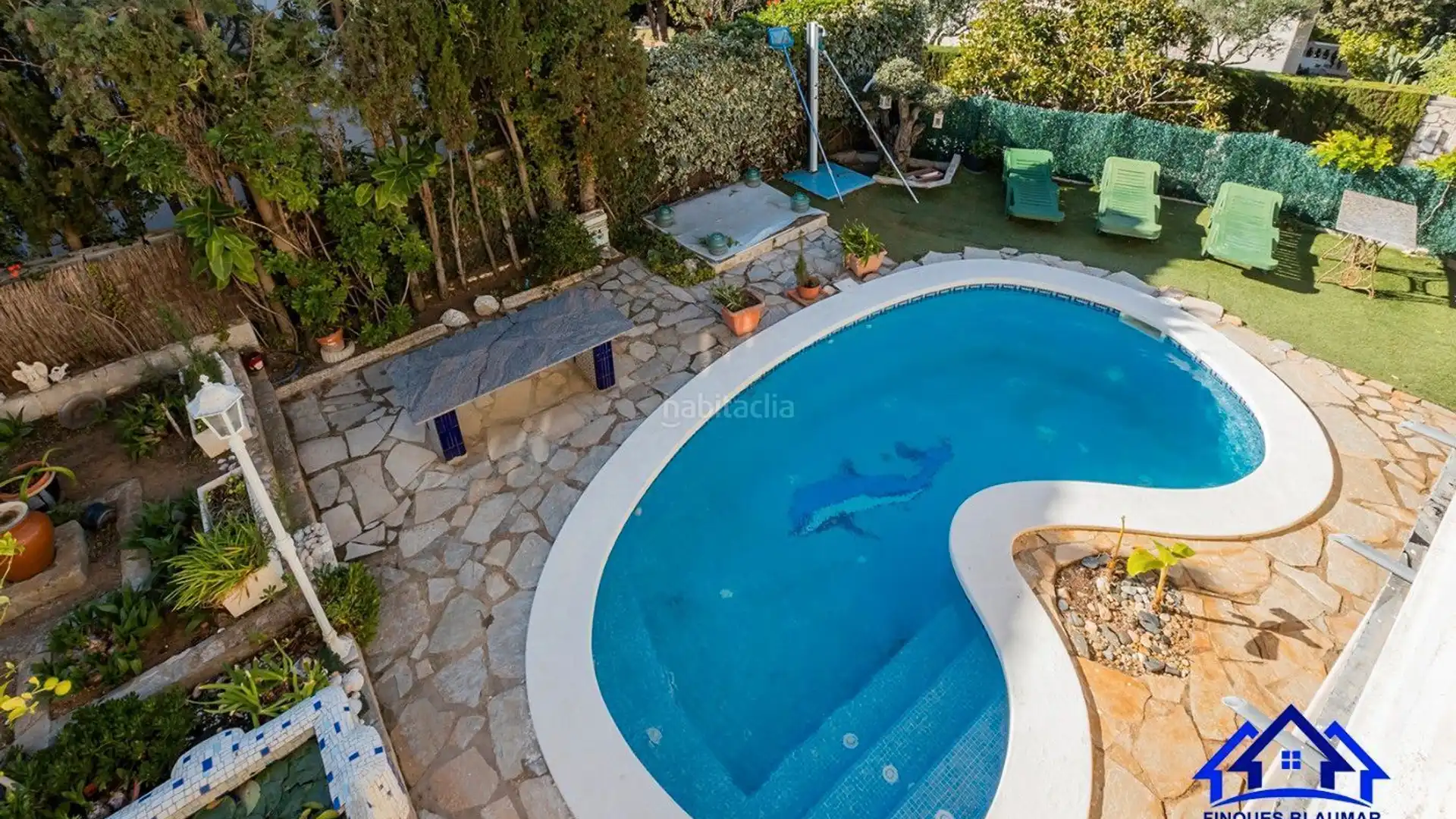 Jardín de Casa o chalet en venta en Arenys de Mar con Jardín privado, Trastero y Piscina