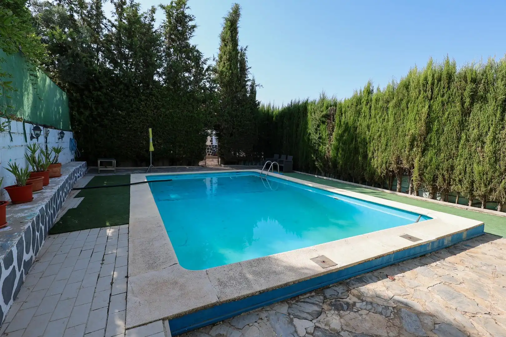 Piscina de Casa o xalet en venda en Cogollos de la Vega amb Piscina