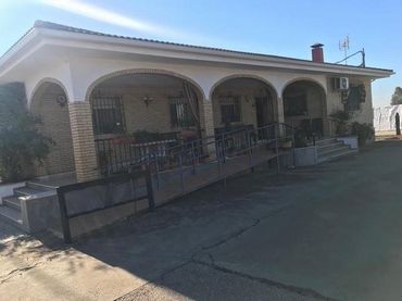 Maison rustique avec piscine à vendre à Periurbano Oeste - Sierra