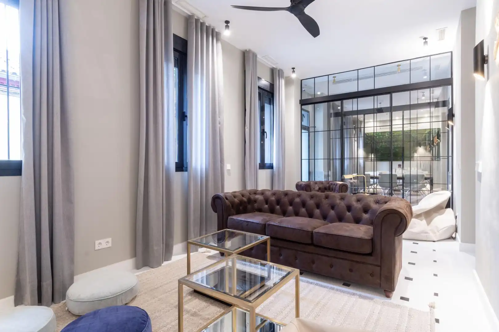 Living room of Study for rent in Madrid  with Air Conditioner, Heating and Furnished