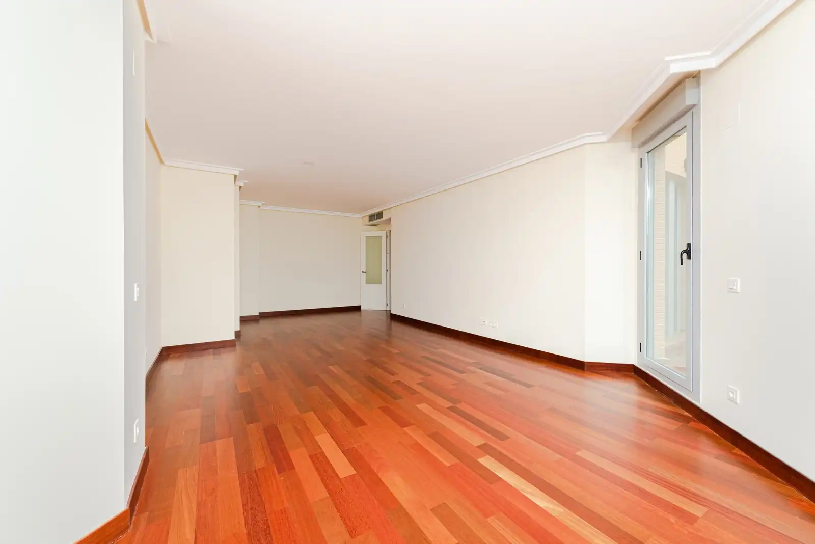 Wohnzimmer von Wohnung zur Miete in Boadilla del Monte mit Klimaanlage, Heizung und Gemeinschaftspool