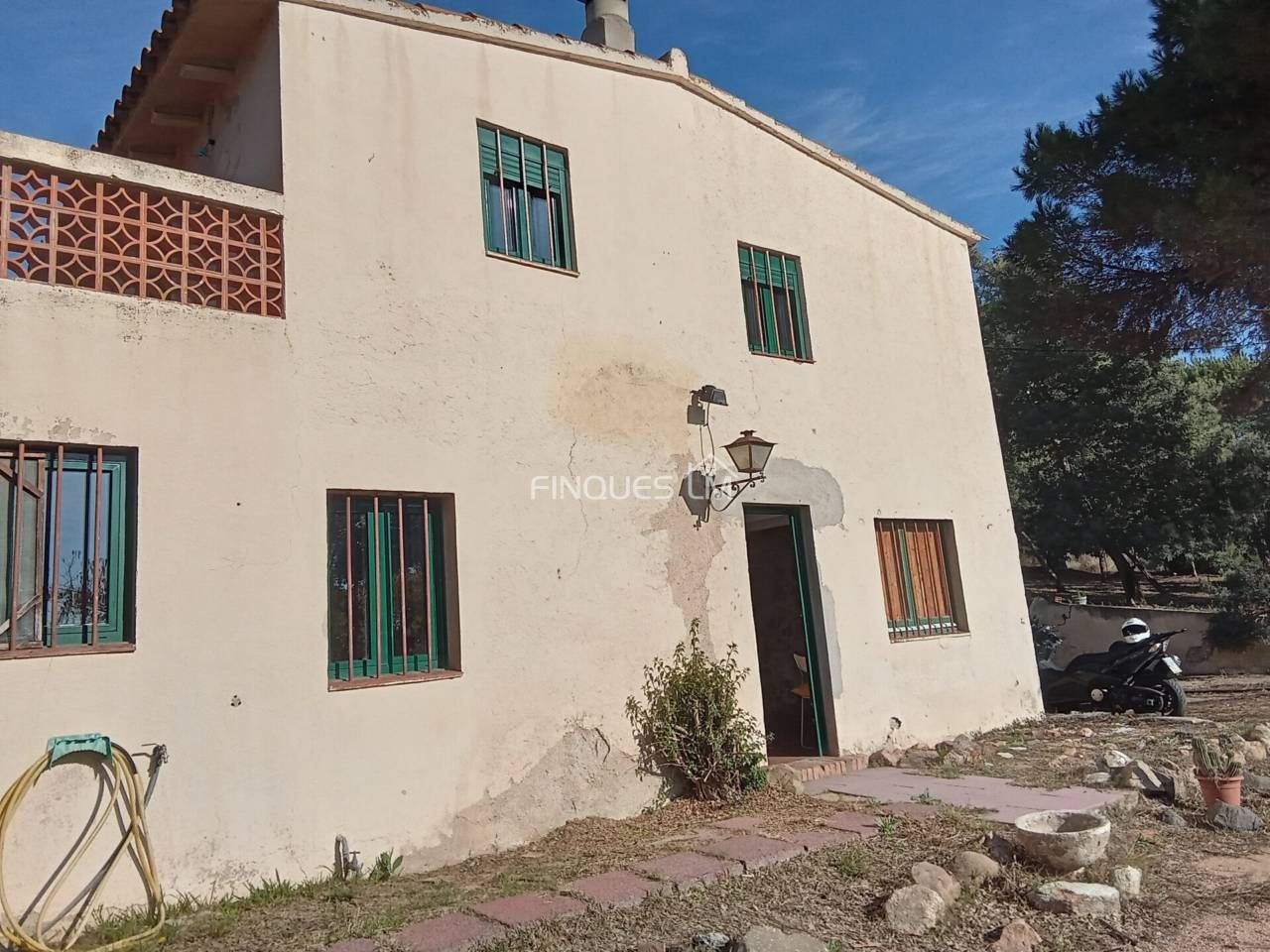 Vista exterior de Finca rústica en venda en Tordera amb Aire condicionat, Calefacció i Jardí privat