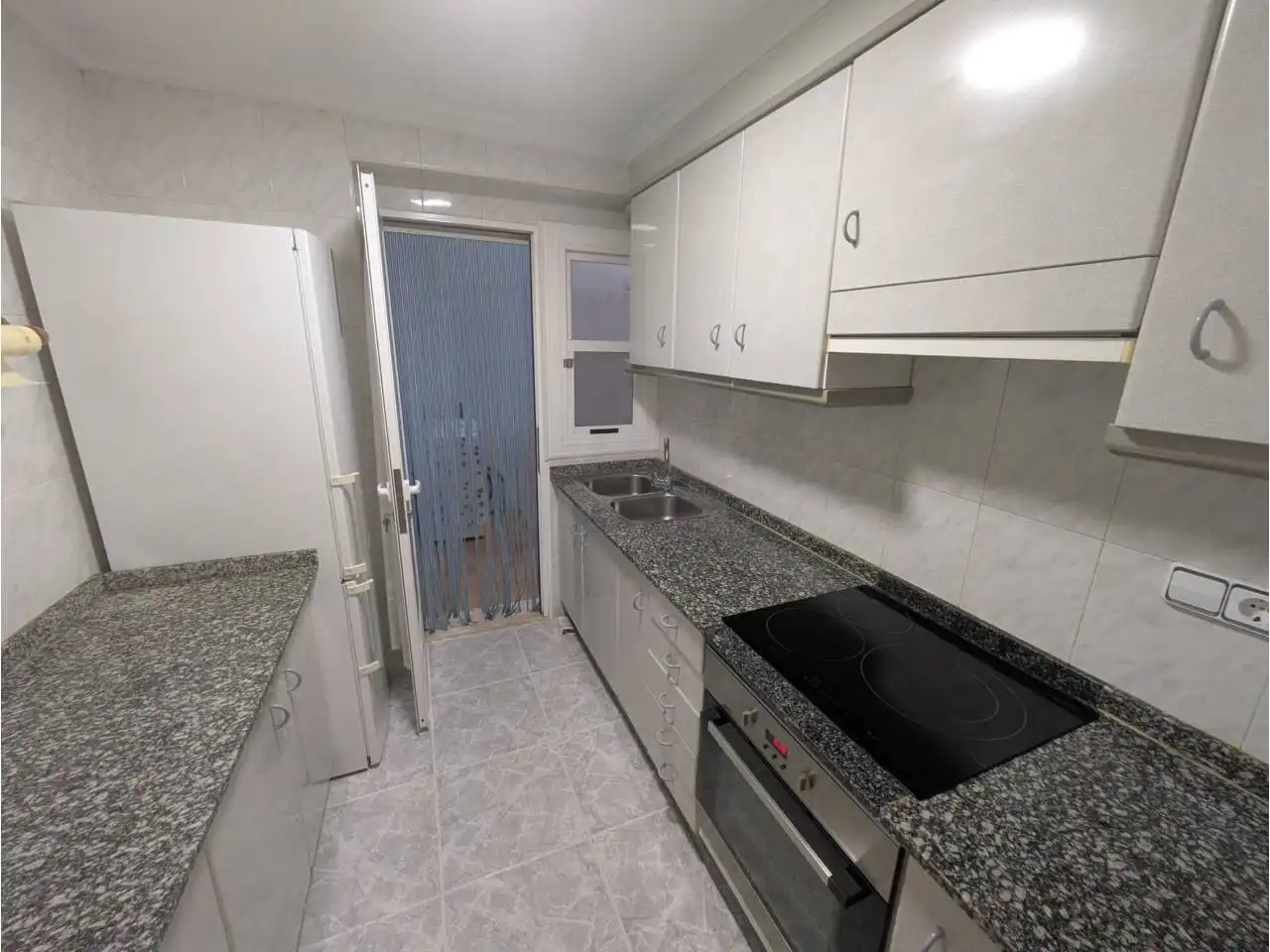 Cocina de Piso de alquiler en Elda con Amueblado